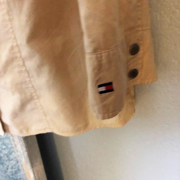 Tommy Hilfiger Snap Closure Blouse - Picture 7 of 7